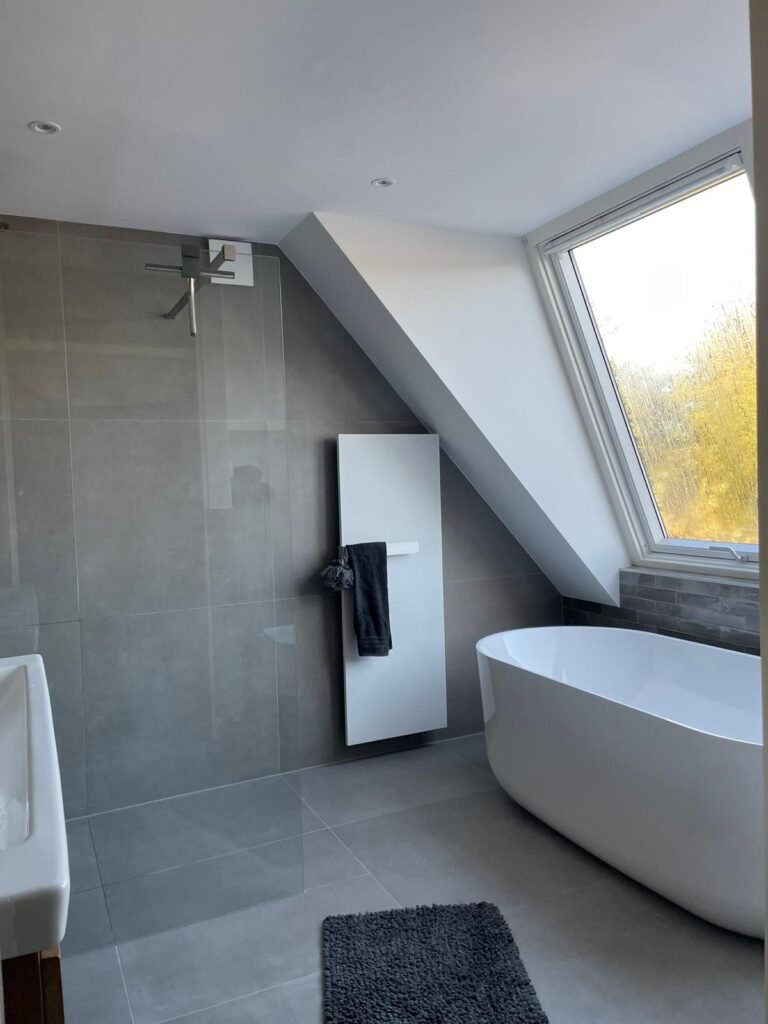 Complete badkamerrenovatie door Kurabi Afbouw