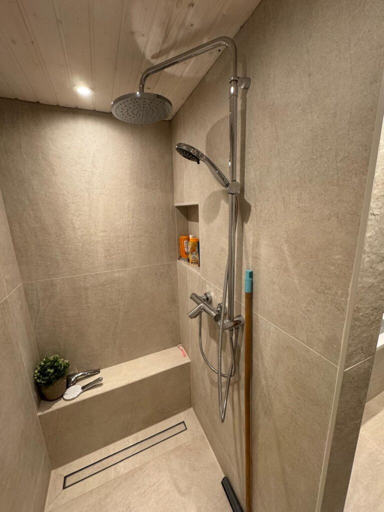 Badkamerrenovatie door Kurabi Afbouw